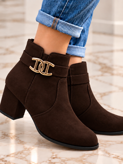Load image into Gallery viewer, Zelda boots - Chocolate
