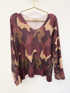 Load image into Gallery viewer, Camo top
