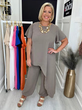 Load image into Gallery viewer, Chloe Co-ord - 7 colours
