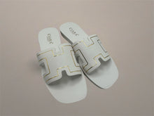 Load image into Gallery viewer, Helena Sandals - white
