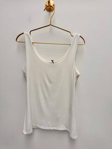 Betsy top - 24 colours