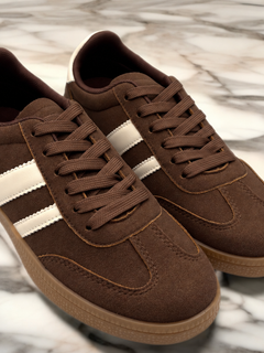 Load image into Gallery viewer, Willow trainers - Brown
