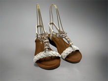 Load image into Gallery viewer, Claudia wedges - White
