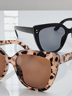 Load image into Gallery viewer, Daisy Sunglasses
