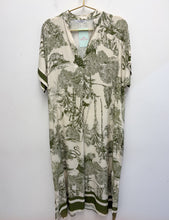 Load image into Gallery viewer, Safari dress - 5 colours
