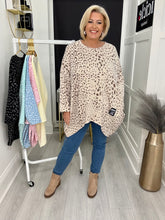 Load image into Gallery viewer, Stacey top - 7 colours
