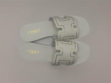 Load image into Gallery viewer, Helena Sandals - white
