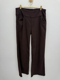 Load image into Gallery viewer, Sally jeans - chocolate brown
