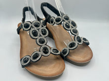 Load image into Gallery viewer, Claudia wedges - black
