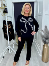 Load image into Gallery viewer, Stella jumper - 2 sizes, 2 colours

