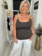 Load image into Gallery viewer, Anita top - 8 colours
