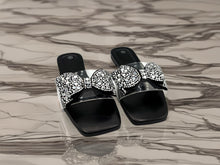 Load image into Gallery viewer, Bow sandals
