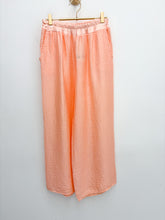 Load image into Gallery viewer, Susan trousers - 9 colours
