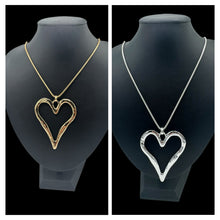 Load image into Gallery viewer, Hannah Necklace - 2 Colours
