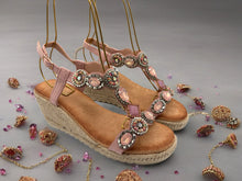 Load image into Gallery viewer, Kylie Wedges - Pink
