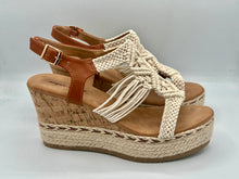 Load image into Gallery viewer, Beth wedges - beige
