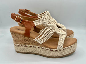 Beth wedges - beige