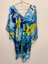 Load image into Gallery viewer, Lola kaftan - 3 colours

