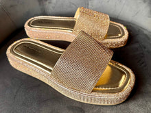 Load image into Gallery viewer, Bling sandals - gold
