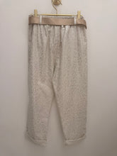 Load image into Gallery viewer, Glam trousers - 2 colours
