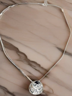 Load image into Gallery viewer, Maree Necklace

