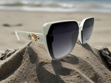 Load image into Gallery viewer, Lisa Sunglasses - 4 Colours
