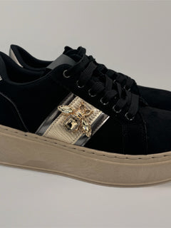 Load image into Gallery viewer, Bee trainers - Black
