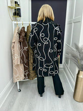 Load image into Gallery viewer, Brody coat - 4 colours
