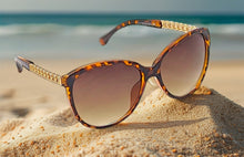 Load image into Gallery viewer, Kelly Sunglasses - 2 colours
