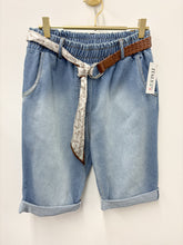 Load image into Gallery viewer, Faith shorts - 2 colours
