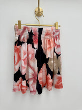 Load image into Gallery viewer, Poppy shorts - 5 colours
