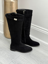 Load image into Gallery viewer, Remi boots
