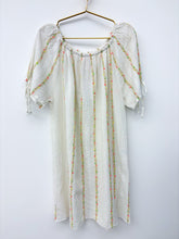 Load image into Gallery viewer, Hawaii dress
