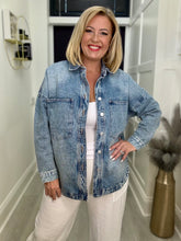 Load image into Gallery viewer, Brandy shacket - 4 sizes
