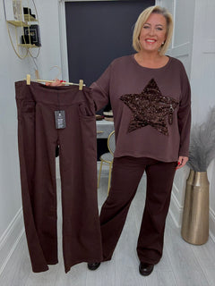 Load image into Gallery viewer, Sally jeans - chocolate brown
