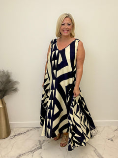 Load image into Gallery viewer, Trudy dress

