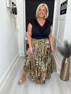 Load image into Gallery viewer, Clara skirt
