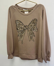 Load image into Gallery viewer, Leila sweatshirt - 5 colours
