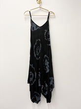 Load image into Gallery viewer, Stephanie Dress
