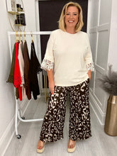 Load image into Gallery viewer, Veronica jumper - 6 colours
