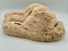 Load image into Gallery viewer, Briony Slippers - beige
