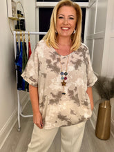 Load image into Gallery viewer, Leanne top - 6 colours. LAST ONE
