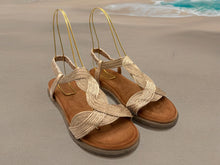 Load image into Gallery viewer, Simone Sandals - Rose gold

