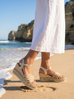 Load image into Gallery viewer, Chloe wedges
