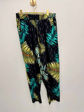 Load image into Gallery viewer, Holly trousers - 3 sizes
