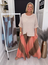Load image into Gallery viewer, Kennedy trousers - 3 colours
