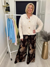 Load image into Gallery viewer, Shelly cardigan - 4 Colours, 2 sizes
