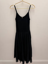 Load image into Gallery viewer, Clare dress - 5 colours

