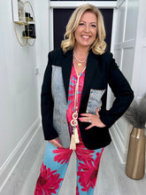 Load image into Gallery viewer, Brooke blazer - 3 sizes
