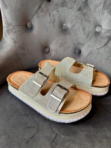 Maddy flatforms